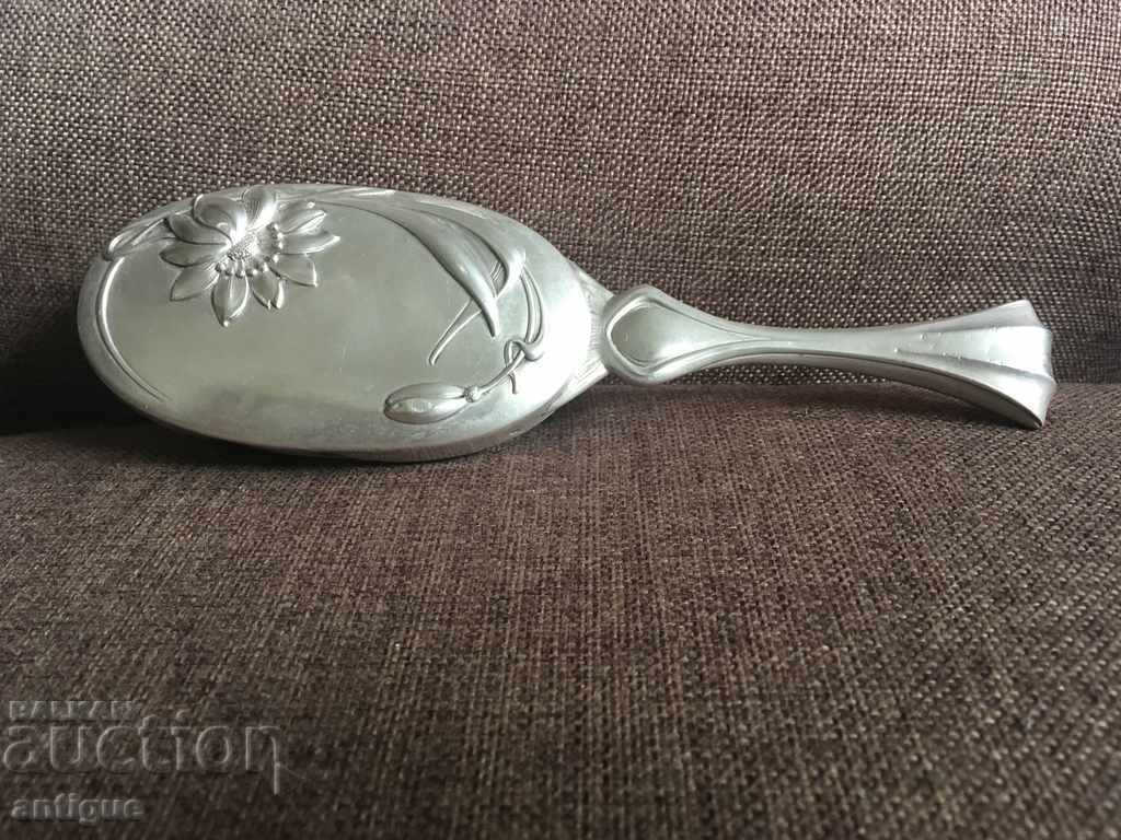 Ασημένια βούρτσα ρούχων - Αυστρία, Βιέννη, Σεκέσιον 19ος αιώνας Ασημένια βούρτσα ρούχων - Αυστρία, Βιέννη, Σεκέσιον 19ος αιώνας