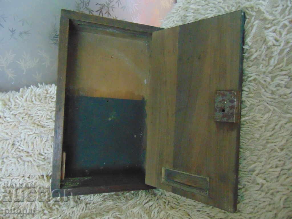 Auction Antique wooden mailbox Auction Antique wooden mailbox