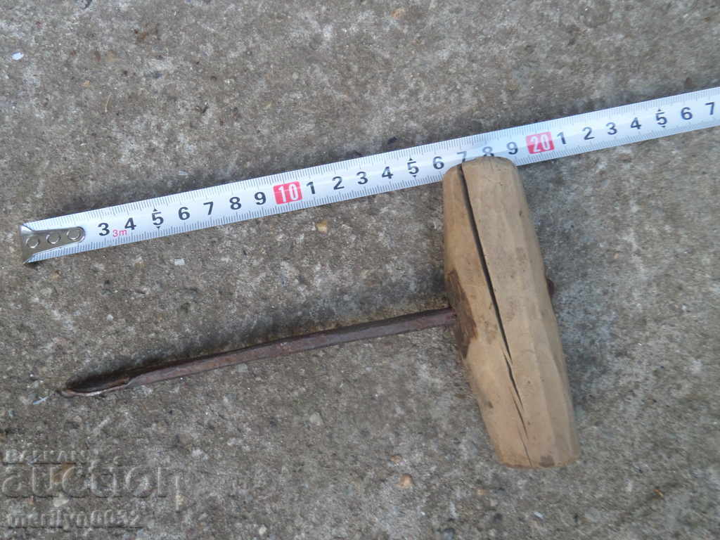 Delivery of Ancient crutch, burgundy, screwdriver, wrought iron Delivery of Ancient crutch, burgundy, screwdriver, wrought iron