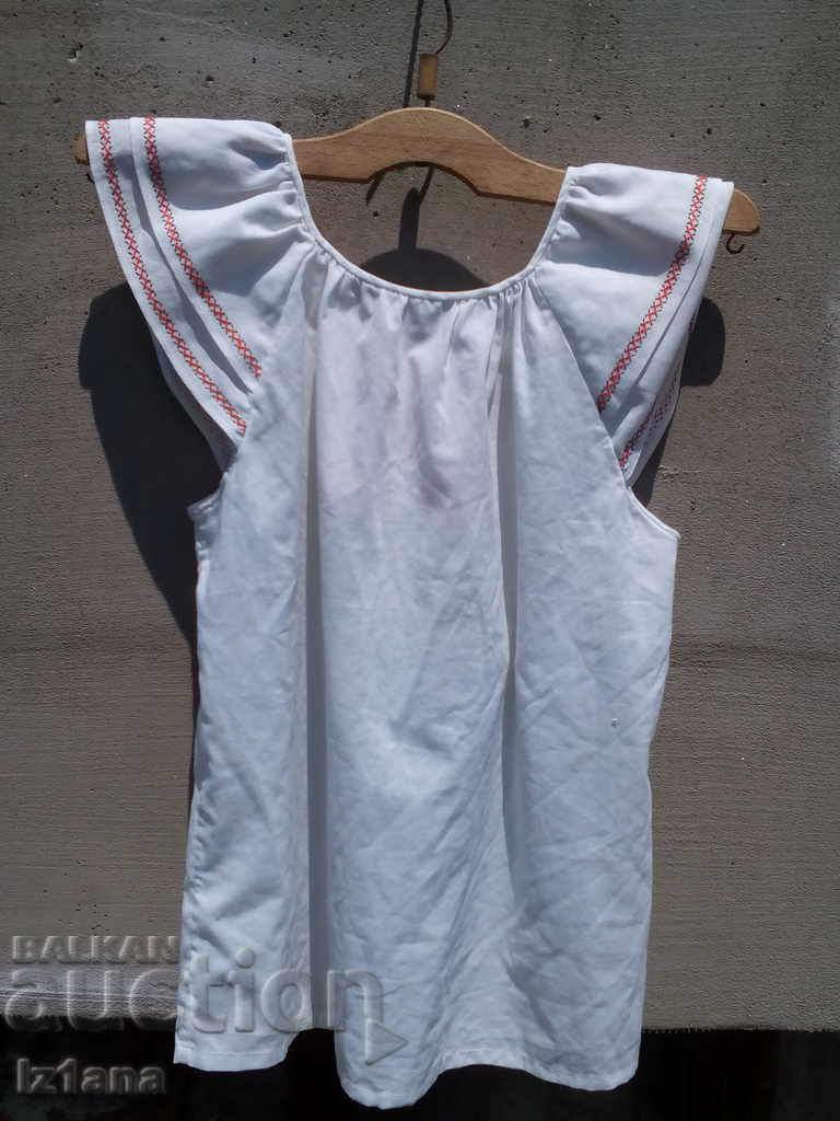 Livrarea Cămașa pentru copii bătrâni Livrarea Cămașa pentru copii bătrâni