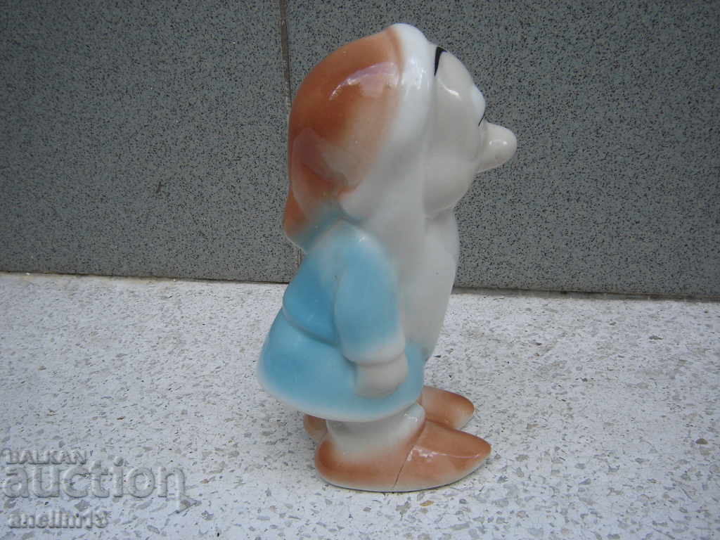 STAR PORCELAN JUDGE DORMILON with price 34.00 BGN | € 17.38