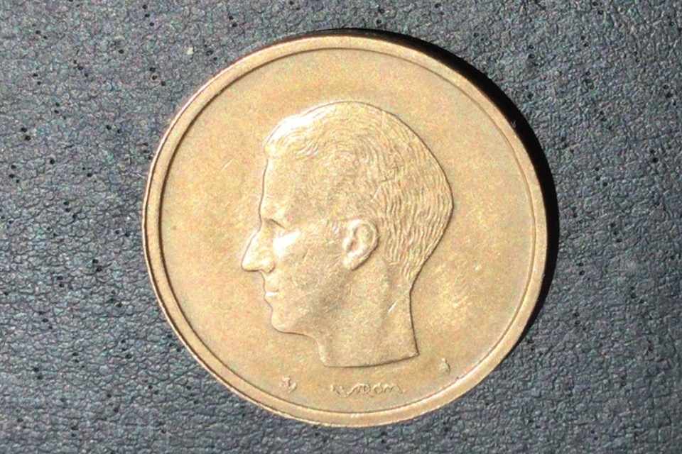 20 francs Belgium 1981 with price 1.00 BGN | € 0.51 20 francs Belgium 1981 with price 1.00 BGN | € 0.51