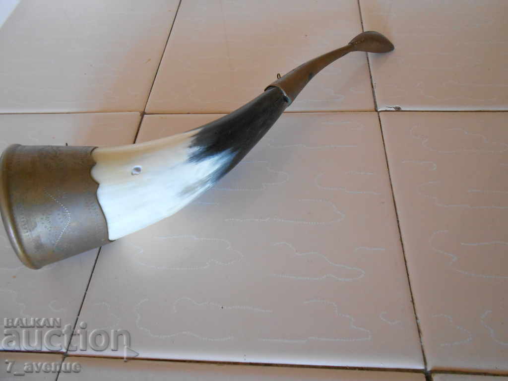 Δημοπρασία Κέρατο, φυσικό κόκκαλο, χάλκινο, παλιό πράγμα DjvK Δημοπρασία Κέρατο, φυσικό κόκκαλο, χάλκινο, παλιό πράγμα DjvK