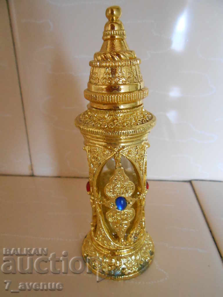 Original oriental perfume bottle with ornaments with price 50.00 BGN | € 25.56