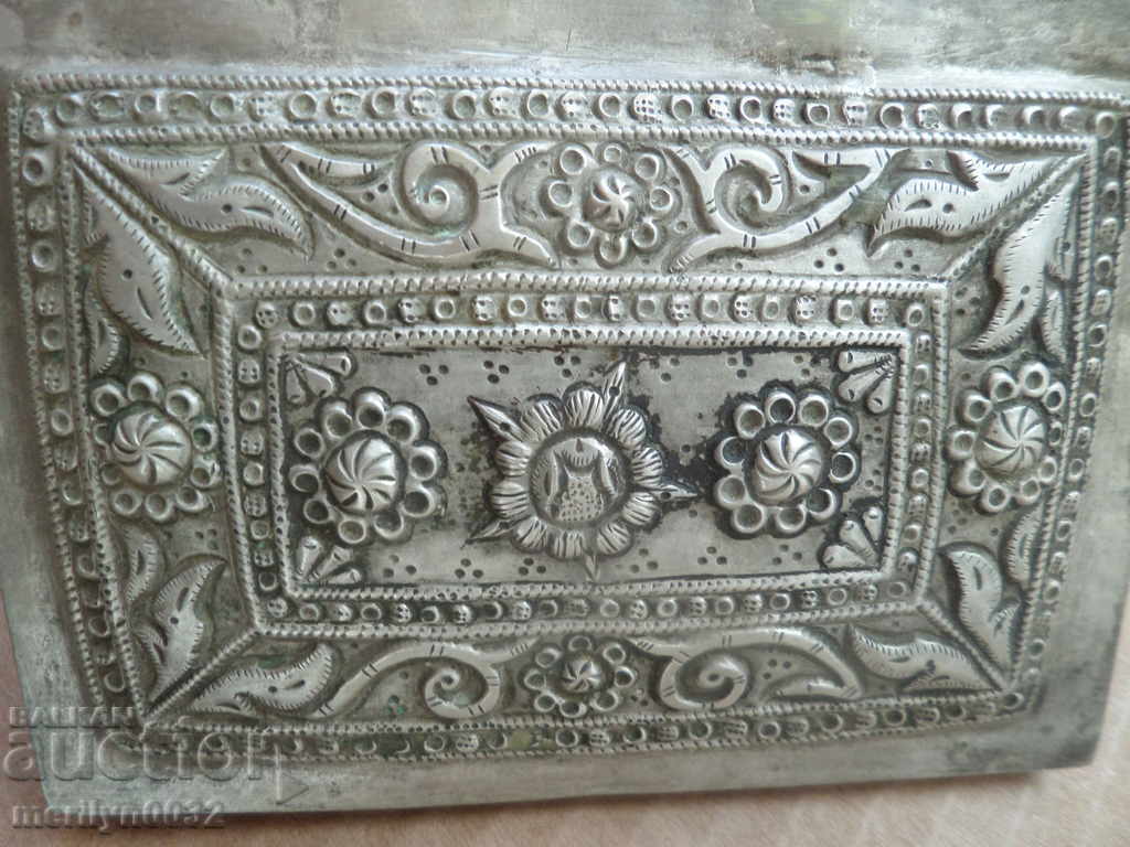 Pilgrim's box for gold coins, diamonds, Revival silver 276 g with price 1395.00 BGN | € 713.25