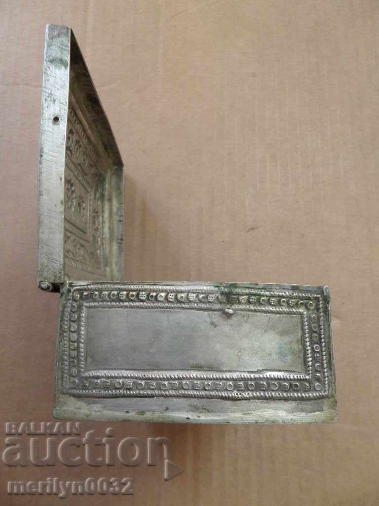 Pilgrim's box for gold coins, diamonds, Revival silver 276 g - 7