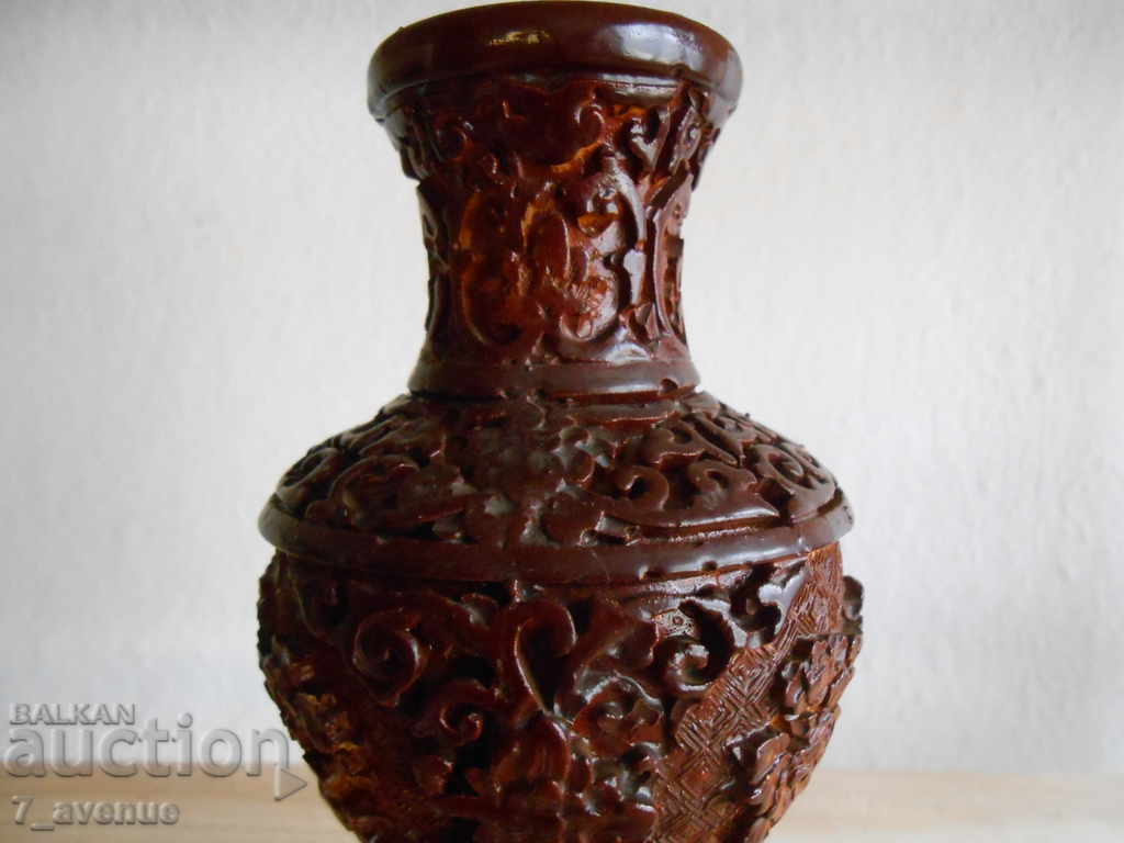 Delivery of old Vase with relief, I guess unique Delivery of old Vase with relief, I guess unique