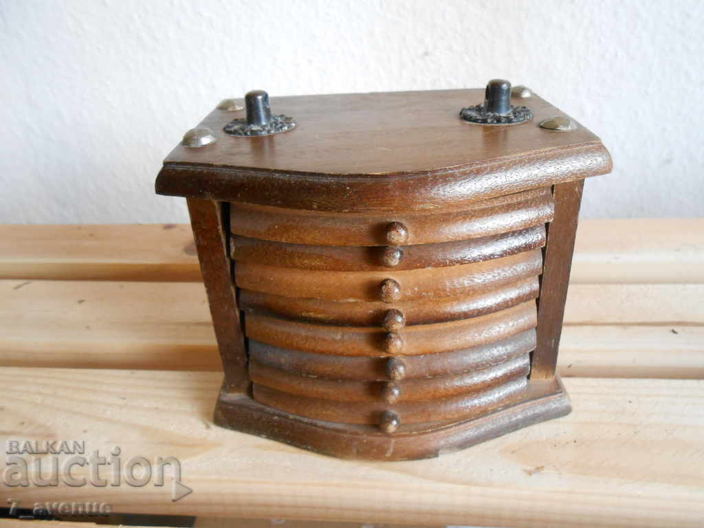 Ενδιαφέρουσες ξύλινες και φελλός ποτηροθήκες, σετ - 7