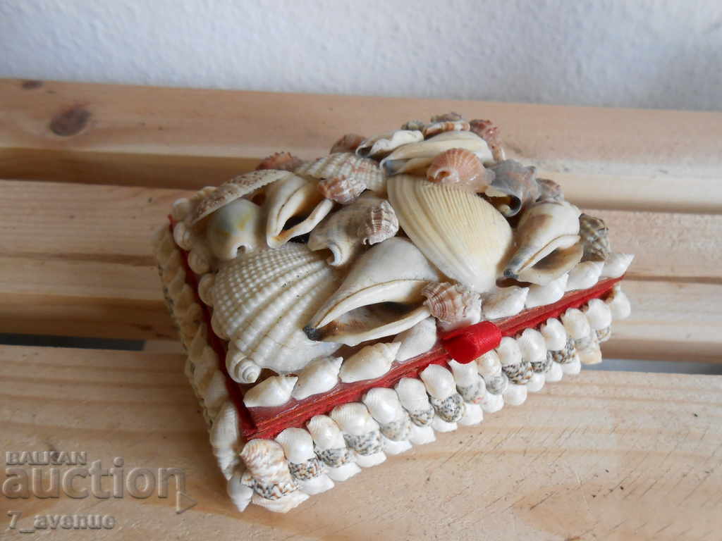 Decoration, box for small items and jewelry, rapani with price 49.00 BGN | € 25.05 Decoration, box for small items and jewelry, rapani with price 49.00 BGN | € 25.05