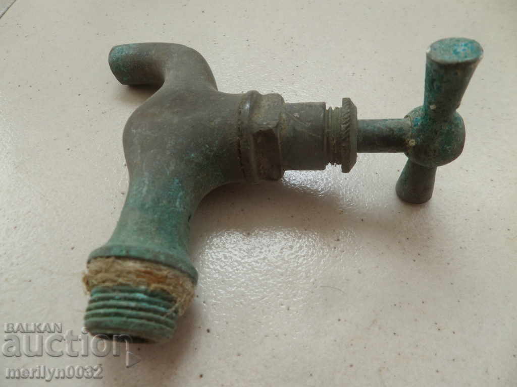 Auction Ancient bronze crane spout pipe spout Auction Ancient bronze crane spout pipe spout