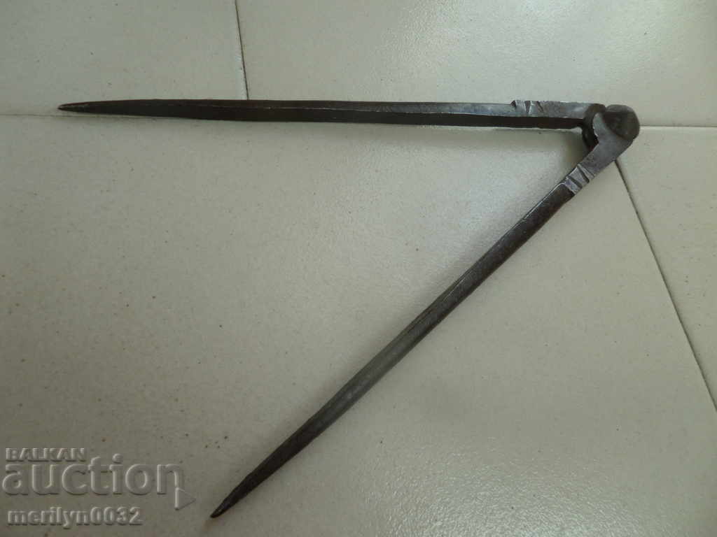 Ancient antique plate for the tin tool 19th century with price 42.00 BGN | € 21.47 Ancient antique plate for the tin tool 19th century with price 42.00 BGN | € 21.47