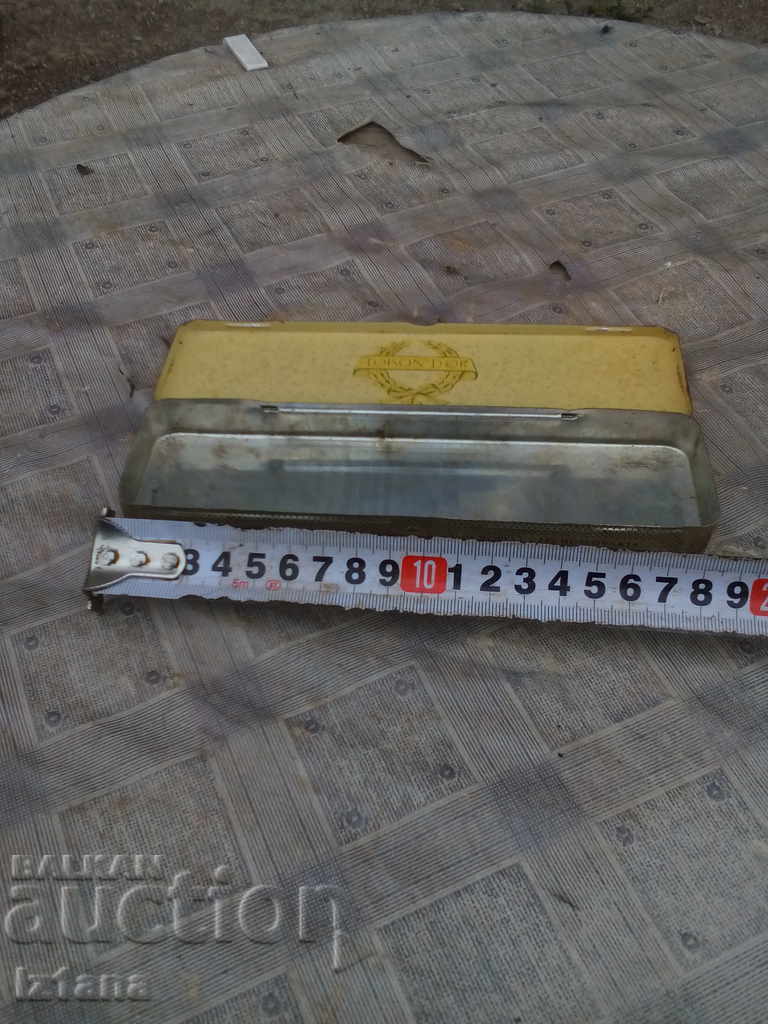 Auction  Crayon box TOISON DOR