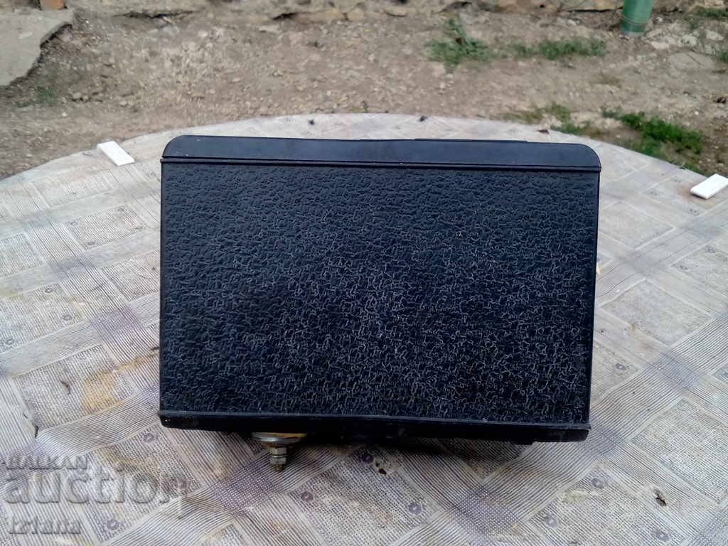 Ashtray LADA, LADA with price 15.00 BGN | € 7.67 Ashtray LADA, LADA with price 15.00 BGN | € 7.67