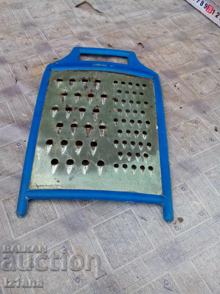 Delivery of Old house grater, Coca Cola, COCA COLA Delivery of Old house grater, Coca Cola, COCA COLA