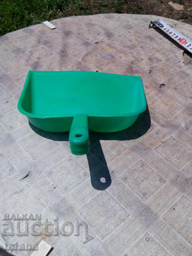 Delivery of An old kitchen blade Delivery of An old kitchen blade