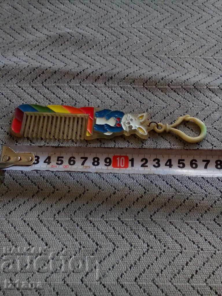 Licitație Un pieptene vechi, pieptene