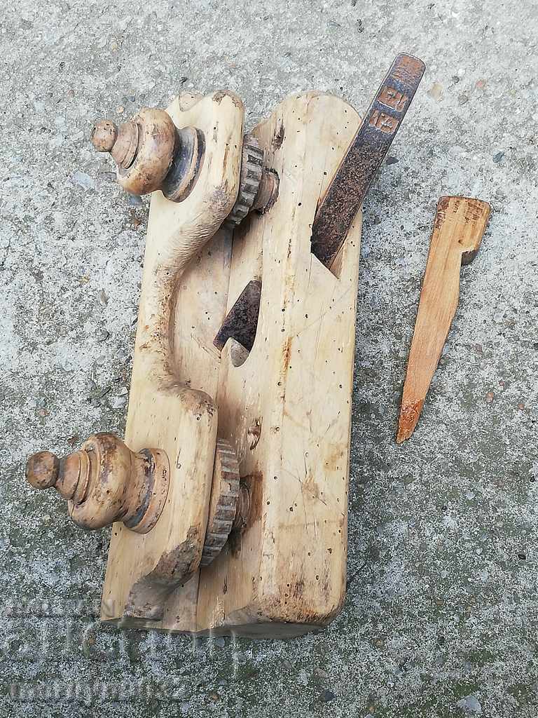 Delivery of An old woodworking planer with a knife Delivery of An old woodworking planer with a knife
