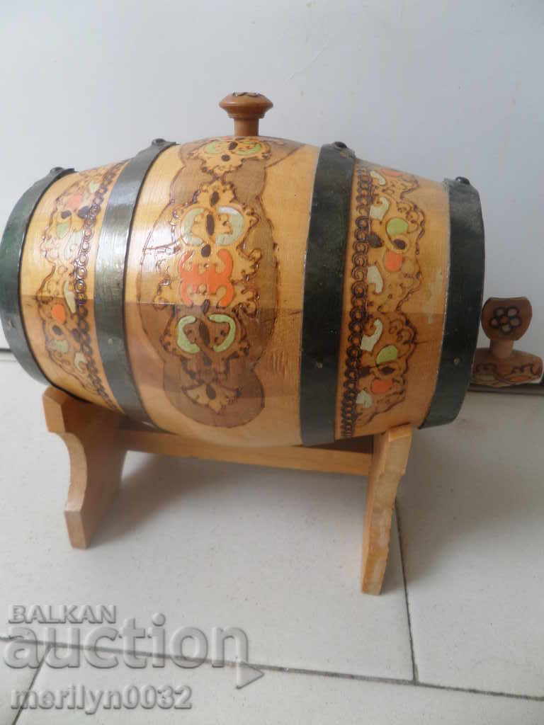 Bourne, barrel, wooden pyrographic souvenir