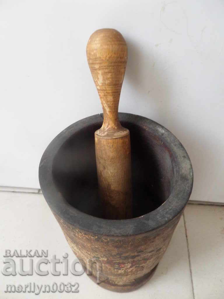 Wood mortar, hammer, mortar, wood, wood with price 33.00 BGN | € 16.87 Wood mortar, hammer, mortar, wood, wood with price 33.00 BGN | € 16.87