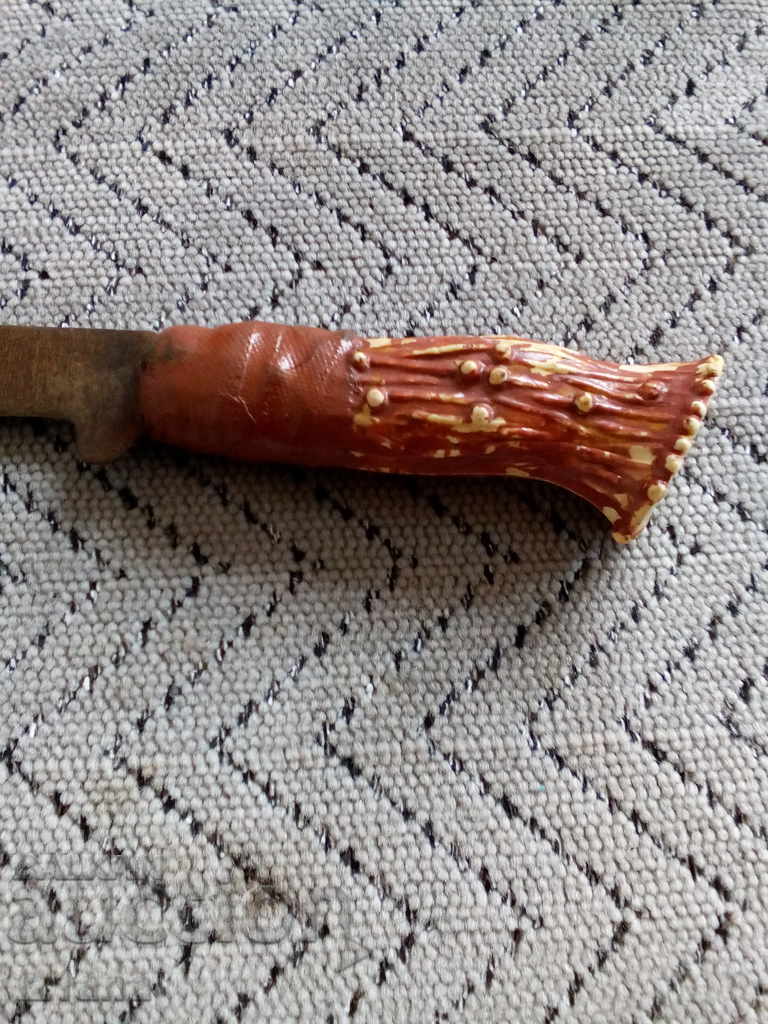 Delivery of An old knife, a knife, a knife Delivery of An old knife, a knife, a knife