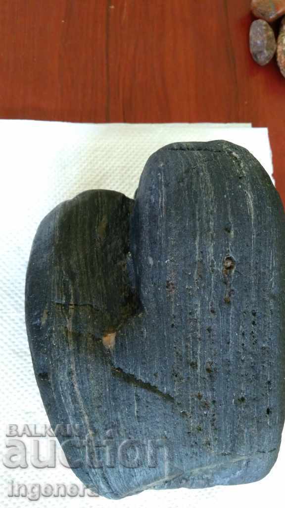 Auction  Stone, mineral