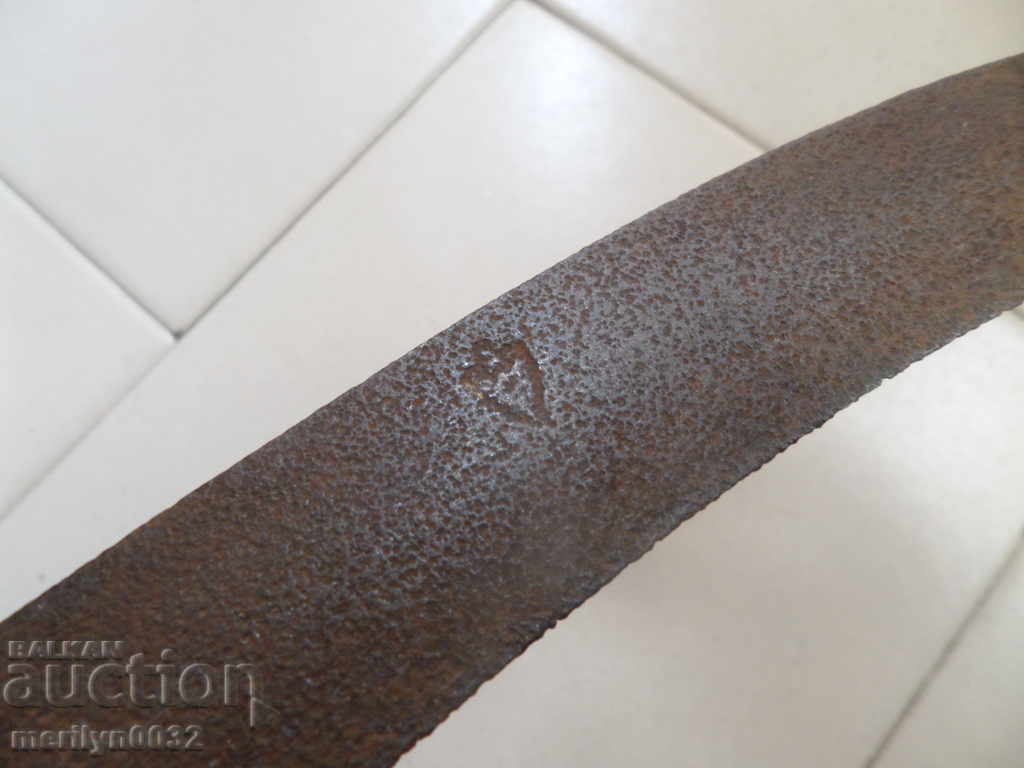 Auction Old sickle, blade, wrought iron Auction Old sickle, blade, wrought iron