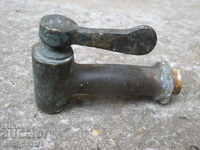 robinet vechi de bronz, robinet cepul