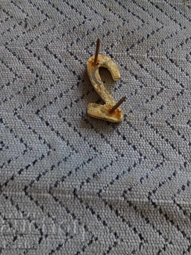 Delivery of Old brass figure, number Delivery of Old brass figure, number