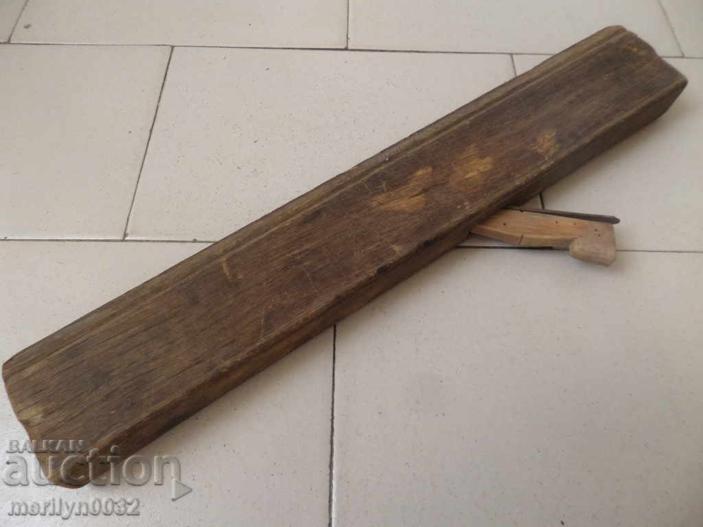 Old woodworking planer tool with knife with price 45.00 BGN | € 23.01
