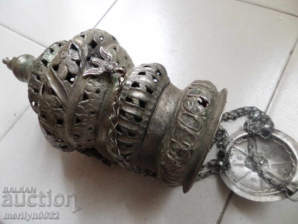 Renaissance silver lamp 184 grams silver cross with price 626.00 BGN | € 320.07 Renaissance silver lamp 184 grams silver cross with price 626.00 BGN | € 320.07