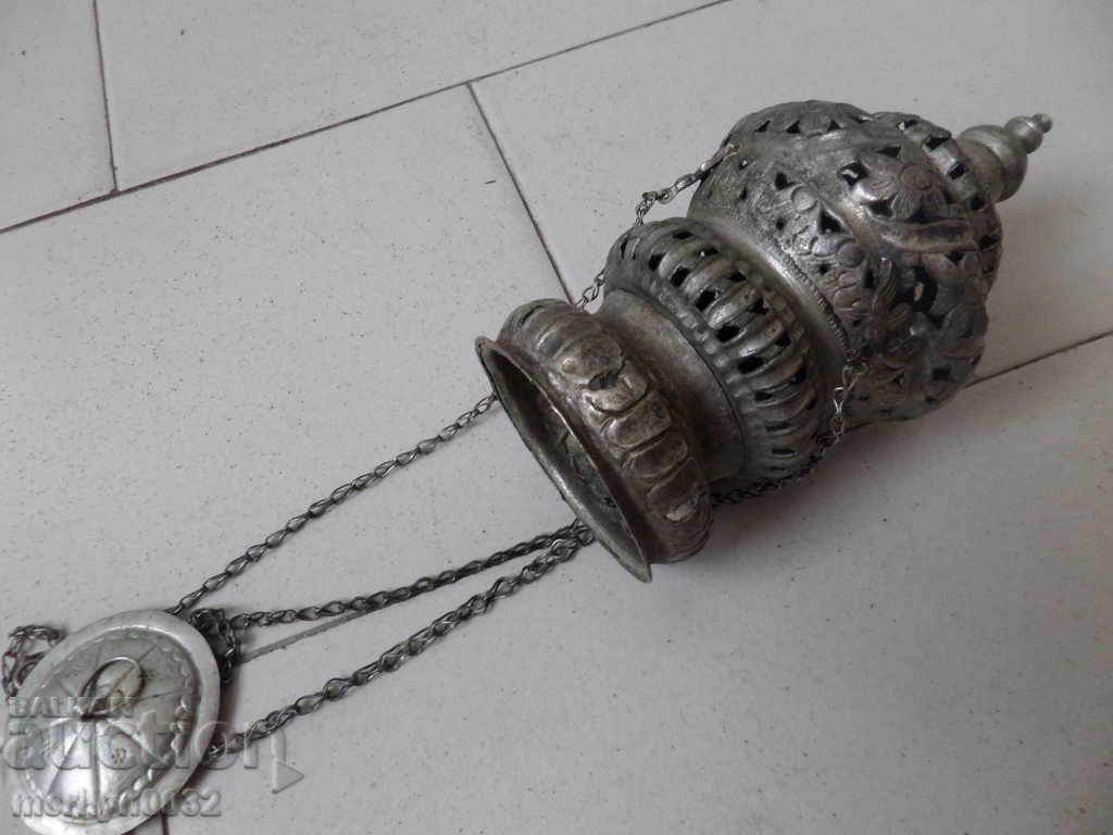 Auction Renaissance silver lamp 184 grams silver cross Auction Renaissance silver lamp 184 grams silver cross