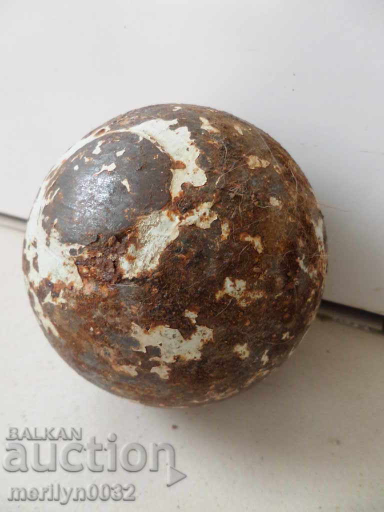 An old cannon top gun moves, a Crimean warfare BOB - 6 An old cannon top gun moves, a Crimean warfare BOB - 6