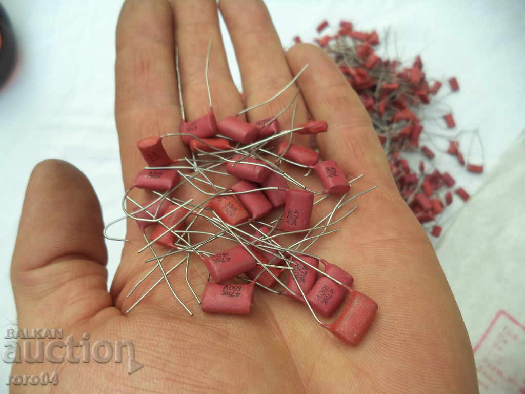 CAPACITORS - 33 nk 250 v. / 47 nk 160 v. - ΝΕΟ - 5 CAPACITORS - 33 nk 250 v. / 47 nk 160 v. - ΝΕΟ - 5