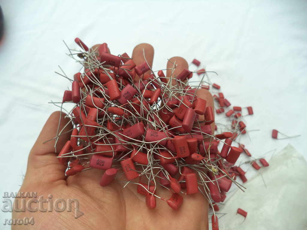 CAPACITORS - 33 nk 250 v. / 47 nk 160 v. - ΝΕΟ - 6 CAPACITORS - 33 nk 250 v. / 47 nk 160 v. - ΝΕΟ - 6