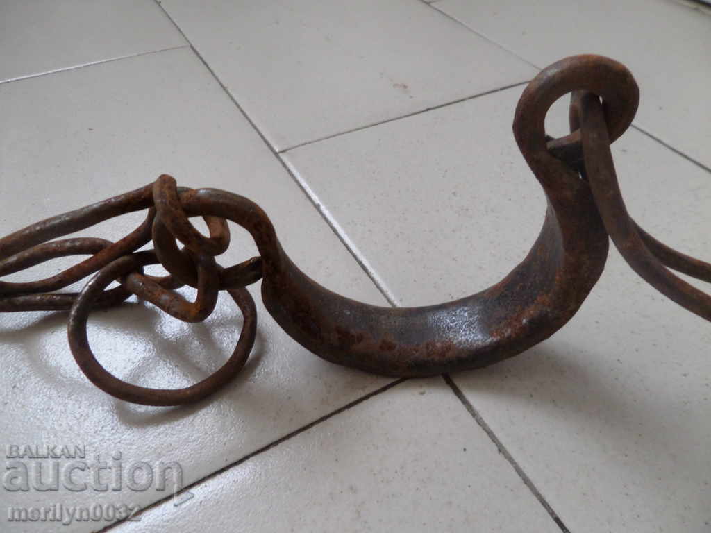 Eyebrows, pillows, handcuffs, chains, wrought iron with price 18.00 BGN | € 9.20 Eyebrows, pillows, handcuffs, chains, wrought iron with price 18.00 BGN | € 9.20