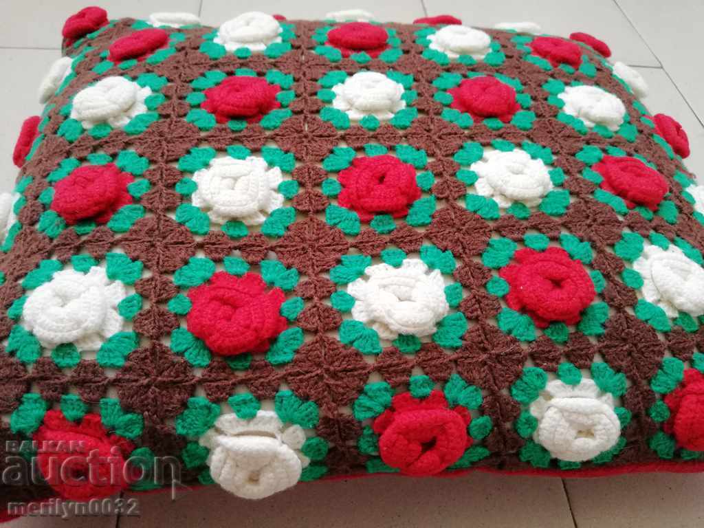 Auction Cushion with puffed cover knitting embroidery Auction Cushion with puffed cover knitting embroidery