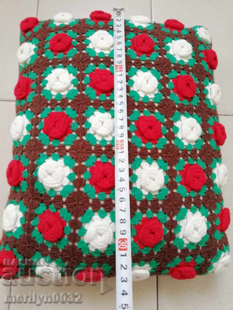 Delivery of Cushion with puffed cover knitting embroidery Delivery of Cushion with puffed cover knitting embroidery