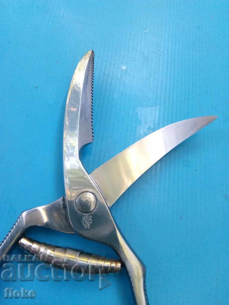 Scissors for boning chickens with price 32.00 BGN | € 16.36 Scissors for boning chickens with price 32.00 BGN | € 16.36