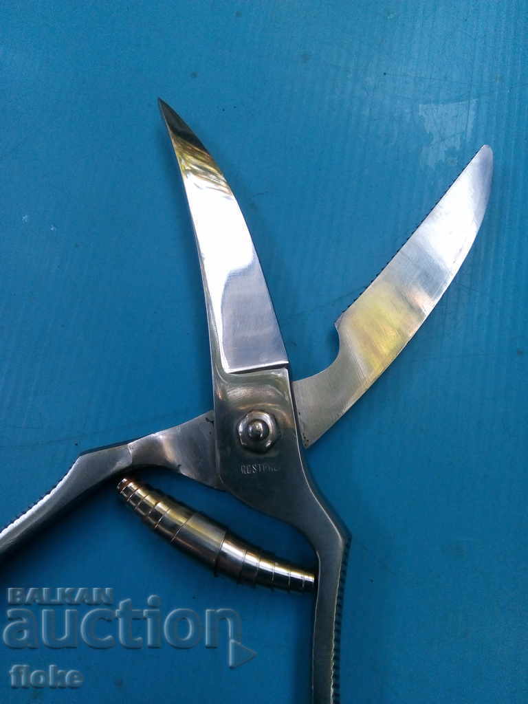 Delivery of Scissors for boning chickens Delivery of Scissors for boning chickens