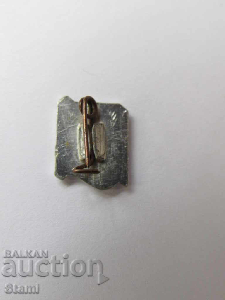 Auction Badge: Russia Auction Badge: Russia