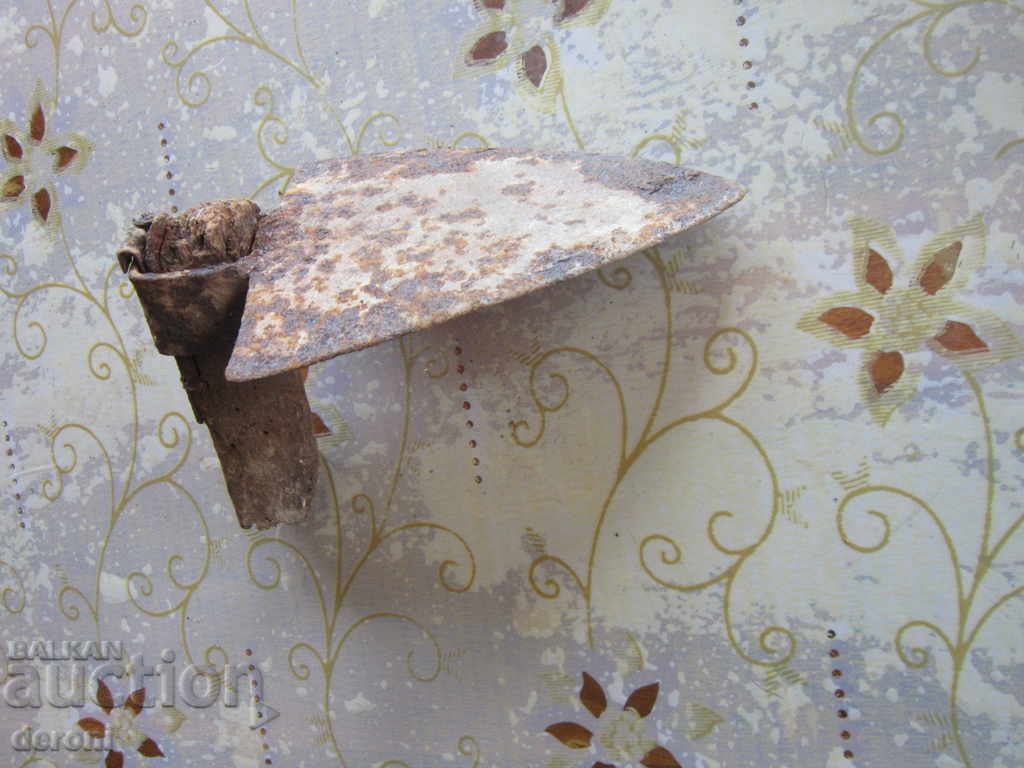 Delivery of Old Chocolate Sticks Wrought Iron Chapel 5 Delivery of Old Chocolate Sticks Wrought Iron Chapel 5