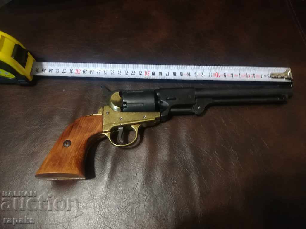 Аукцион Реплика на револвер Колт Nevi. Пистолет, пушка Аукцион Реплика на револвер Колт Nevi. Пистолет, пушка