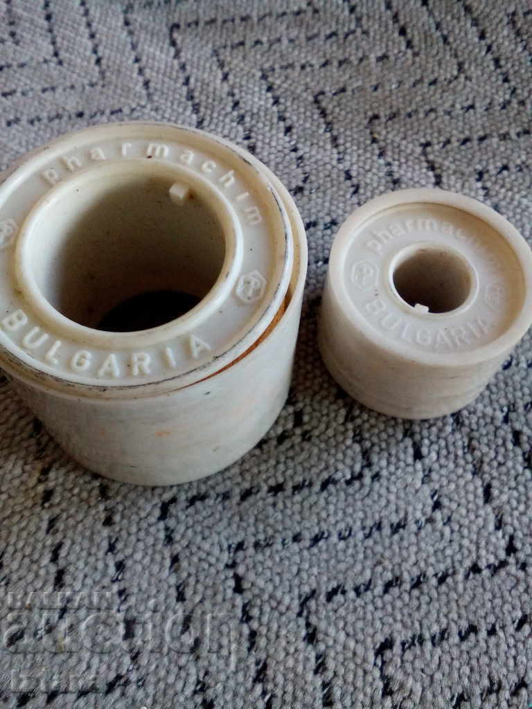 Παλιά σανίδα, ελαφριά με τιμή 6.00 BGN | € 3.07 Παλιά σανίδα, ελαφριά με τιμή 6.00 BGN | € 3.07