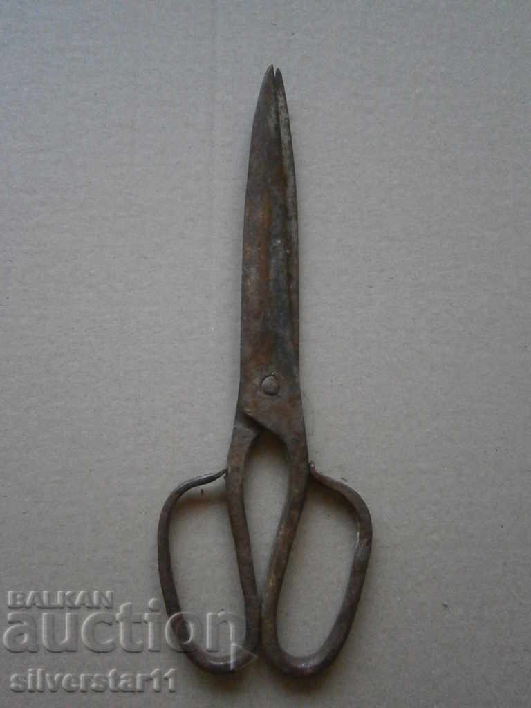 Delivery of Renaissance forged scissors scissors Delivery of Renaissance forged scissors scissors