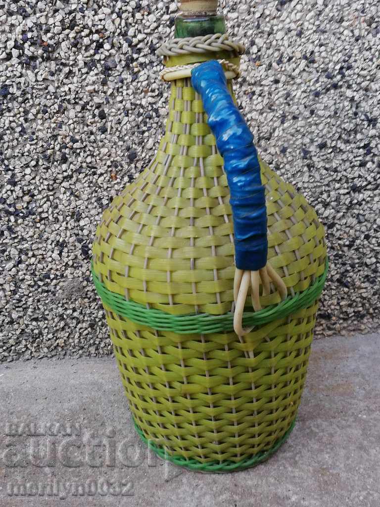 Delivery of Old glass bottle damajana bash wine bottle brandy vessel Delivery of Old glass bottle damajana bash wine bottle brandy vessel