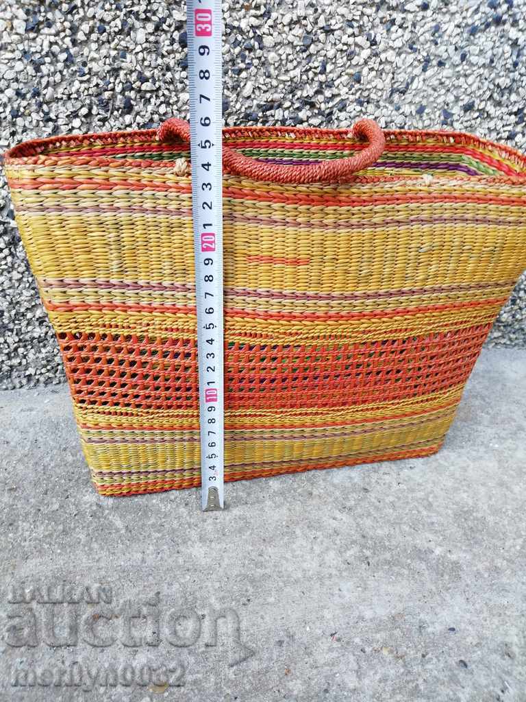 Δημοπρασία Τσάντα παραλίας μιας ηλικιωμένης κυρίας, ένα καλάθι σοβιετικών ημερών Δημοπρασία Τσάντα παραλίας μιας ηλικιωμένης κυρίας, ένα καλάθι σοβιετικών ημερών