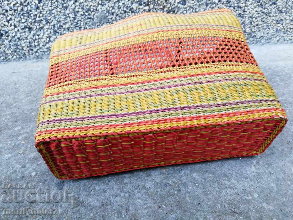 Παράδοση Τσάντα παραλίας μιας ηλικιωμένης κυρίας, ένα καλάθι σοβιετικών ημερών Παράδοση Τσάντα παραλίας μιας ηλικιωμένης κυρίας, ένα καλάθι σοβιετικών ημερών