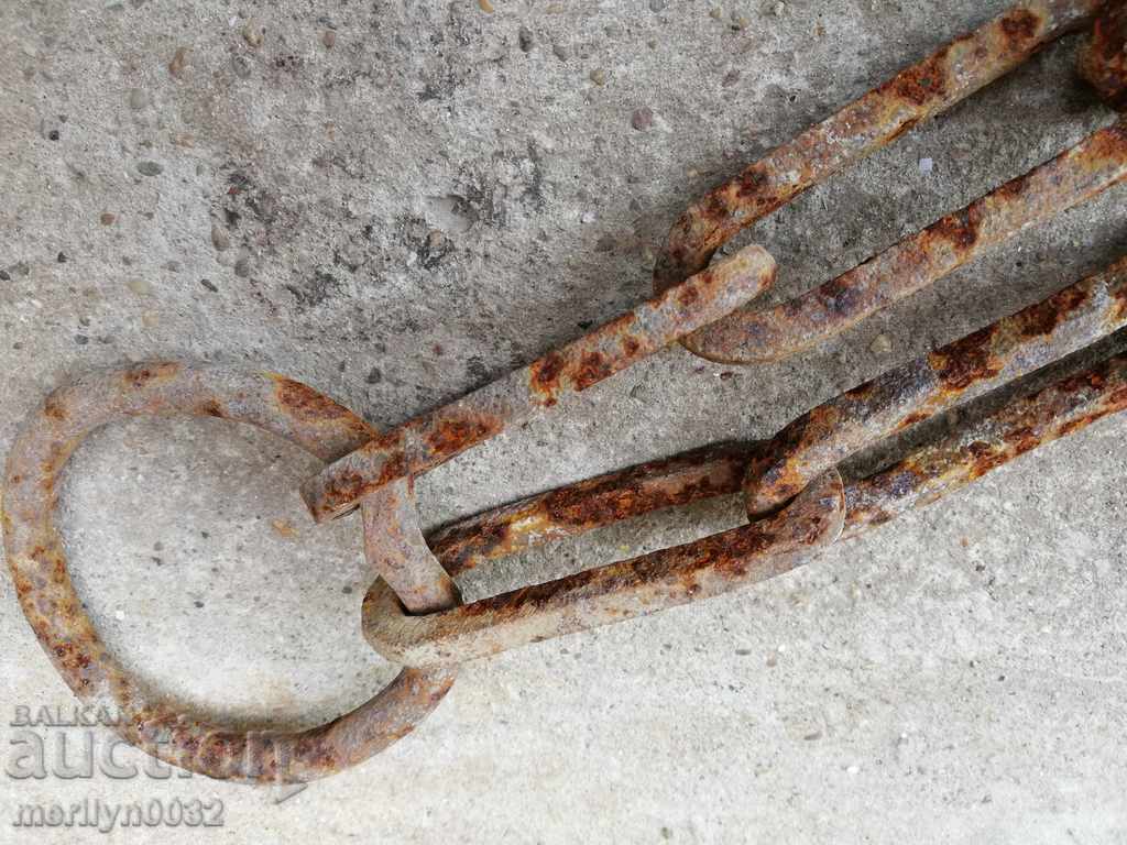 Old wrought iron chain - 5 Old wrought iron chain - 5