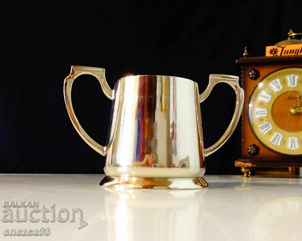 English bronze cup, tankard, kylix with price 16.00 BGN | € 8.18 English bronze cup, tankard, kylix with price 16.00 BGN | € 8.18