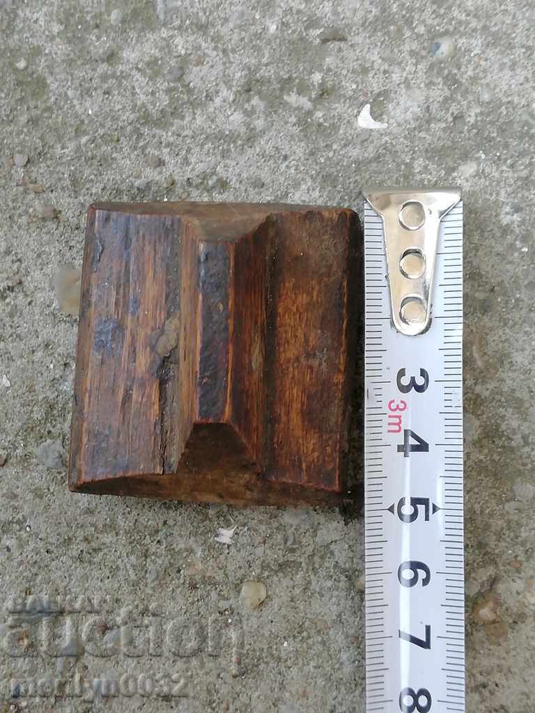 Παράδοση Σφραγίδα προσφόρου για ιεροτελεστία πίτας ξύλινη Παράδοση Σφραγίδα προσφόρου για ιεροτελεστία πίτας ξύλινη